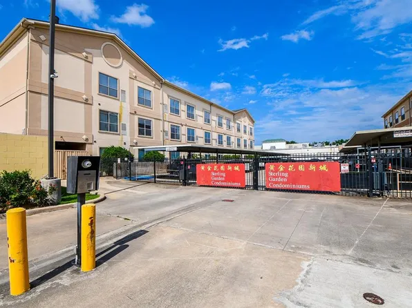 6655 W Sam Houston Parkway #2J, Houston, TX 77072
