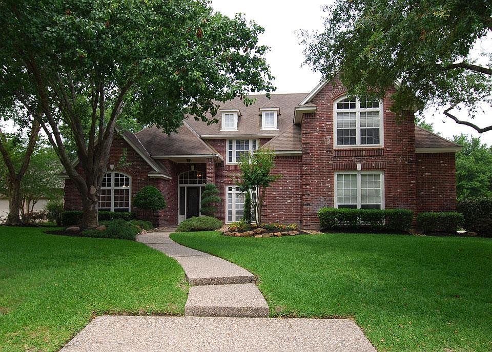 1st image of 2306 Stately Oak Dr