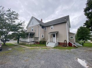 721 S Wellwood Ave, Lindenhurst, NY 11757