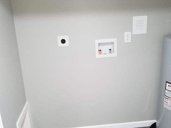 5th image of 1119 S Scott Ave