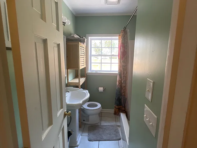 1202 Macqueen Ave #A — Photo 4