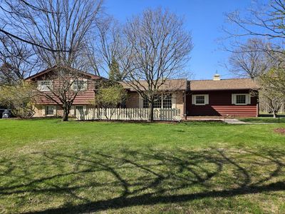 2336 West Chestnut ROAD, Mequon, WI, 53092