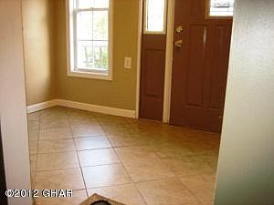 New tiled entry / office area