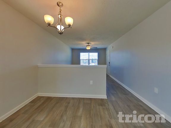 4th image of 1809 Daniel Ct