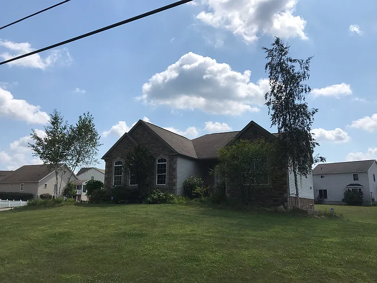 1686 Sandy Lake Rd — Photo 2