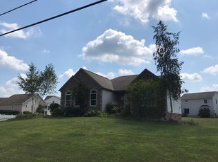 1686 Sandy Lake Rd, Ravenna, OH 44266