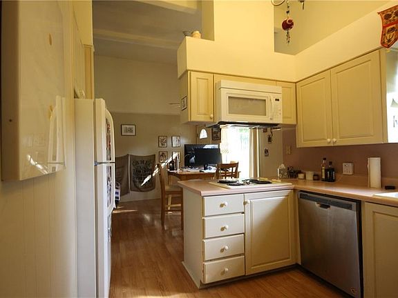 3rd image of 4115 Shoal Creek Blvd #B