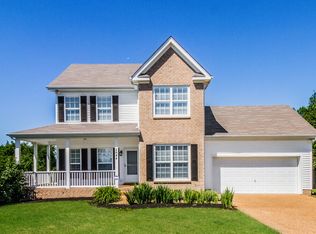 2644 Hansford Dr, Thompsons Station, TN 37179