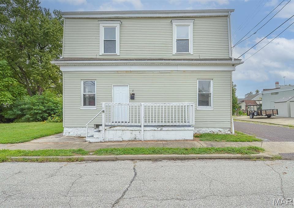 1st image of 8 N 16th St