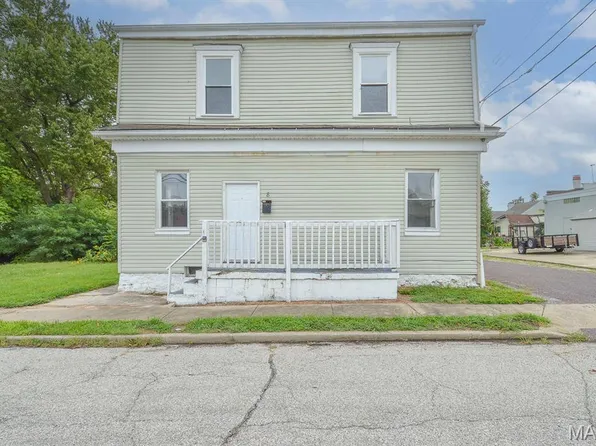 8 N 16th St, Belleville, IL 62220