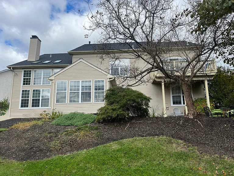 1006 Glendevon Dr — Photo 38
