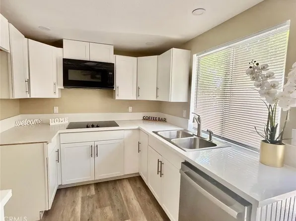 3102 E Avenue Q13, Palmdale, CA 93550