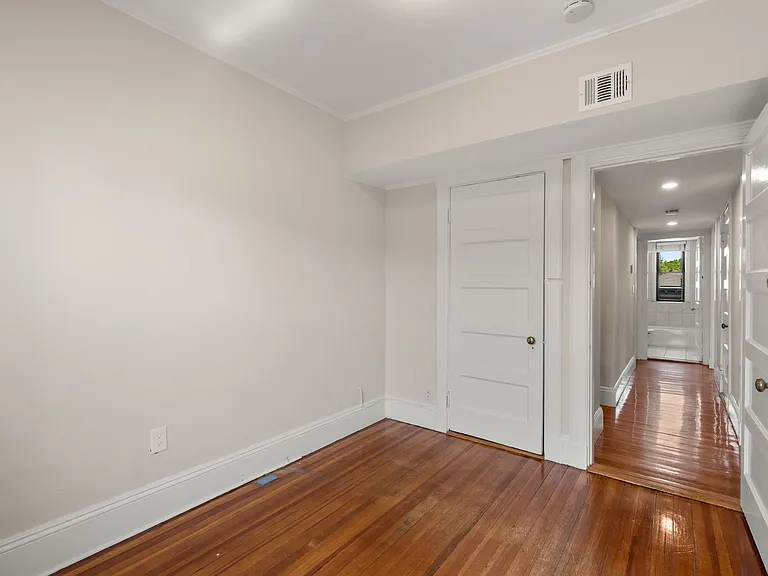 22 Linden Pl #2 — Photo 10