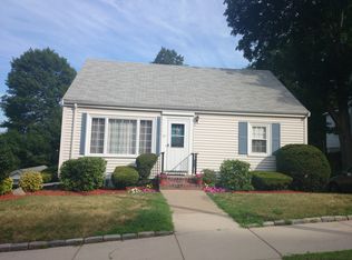 19 Maxfield St, Boston, MA 02132