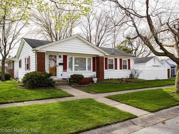 1119 18th St, Port Huron, MI 48060