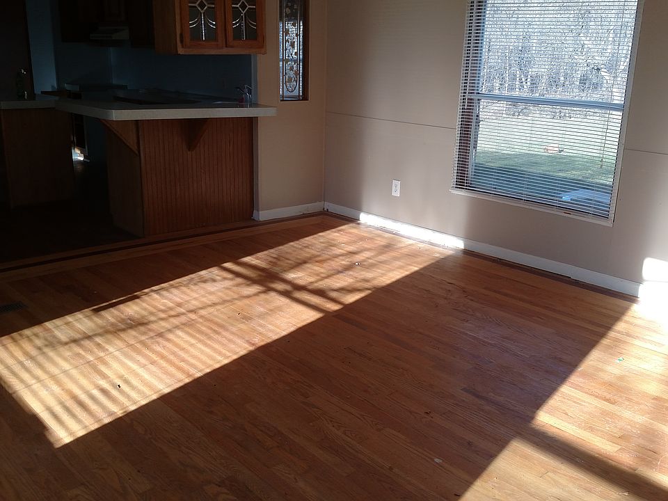2nd image of 41 Third St