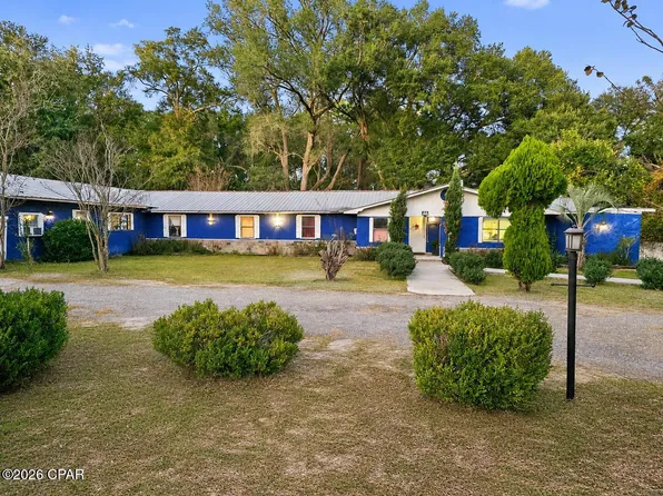 2233 Pate Pond Rd, Caryville, FL 32427