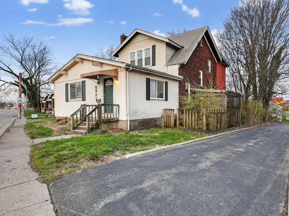 8627 Reading Rd, Cincinnati, OH 45215