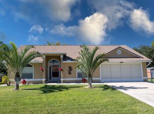 1384 Stuttgart Ave NW, Palm Bay, FL 32907