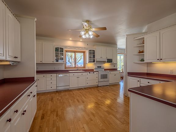 3rd image of 3522 Olsen Rd