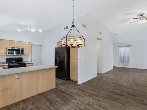 3926 E Potter Dr, Phoenix, AZ 85050