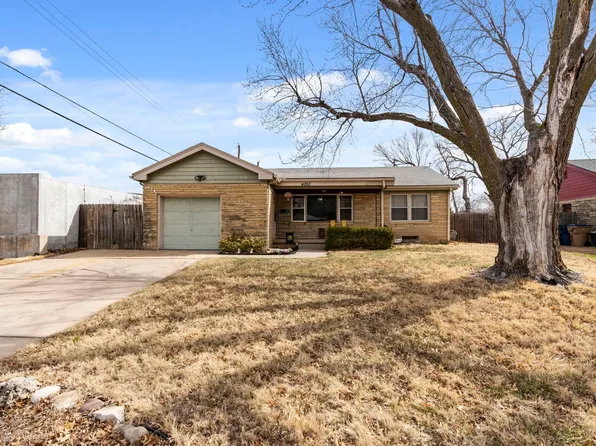4063 E Countryside Plz, Wichita, KS 67218