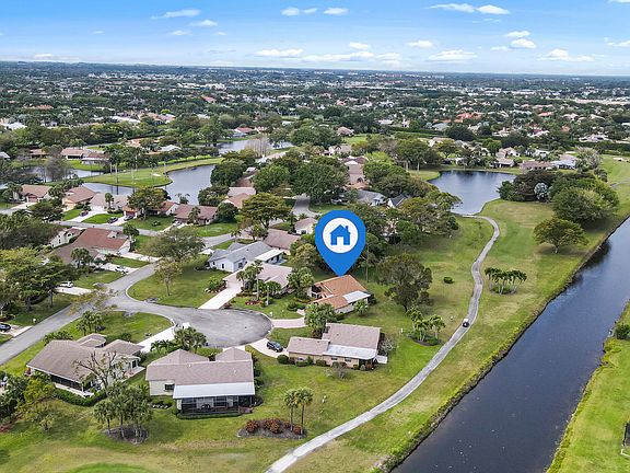 3rd image of 5569 Glen Abbey Court