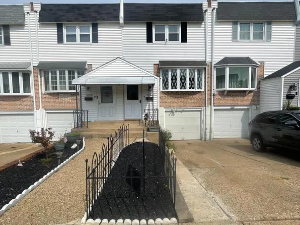3607 N Hereford Ln, Philadelphia, PA 19114