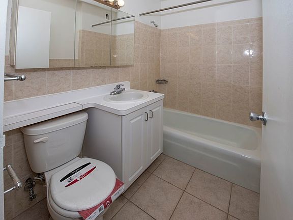 4th image of 1601 3rd Ave APT 24D