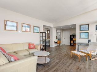 566 Commonwealth Ave #PENTHOUSE 2, Boston, MA 02215