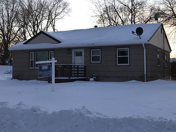 2nd image of 1504 Edina Ave