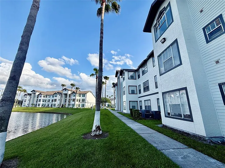 4105 Tropical Isle Blvd #217 — Photo 4
