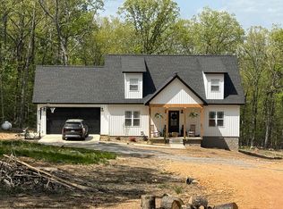 238 Mount Springs Rd, Batesville, AR 72501