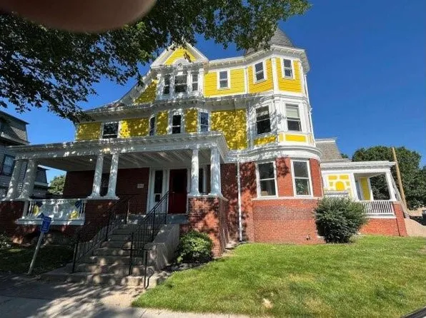 421 Elmwood Ave, Providence, RI 02907