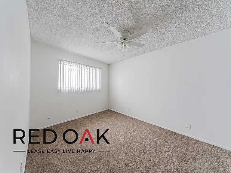 Moorpark 15000 — Photo 17