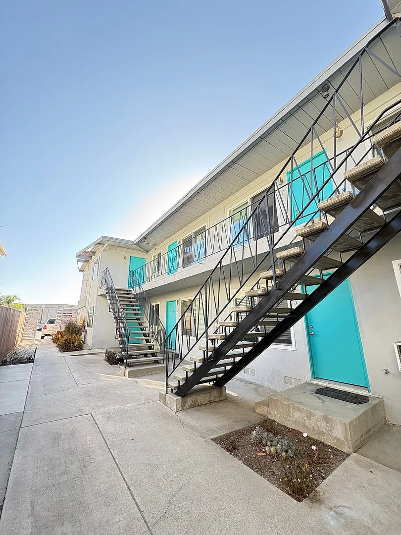 4533 Contour Blvd. — Photo 2
