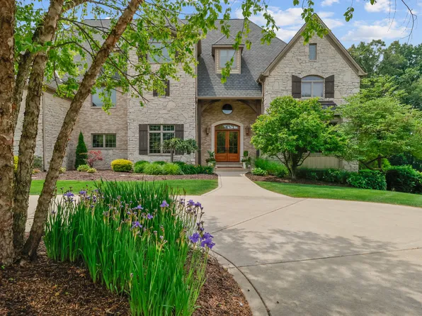 3131 Pepper Creek Bridge Pkwy, Valparaiso, IN 46385