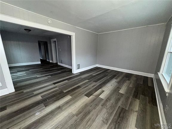 4th image of 1825 Pierce Ave #2