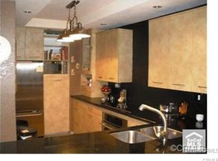 230 Lille Ln APT 104, Newport Beach, CA 92663