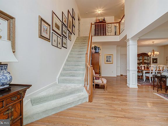 3rd image of 6709 Donegan Ct