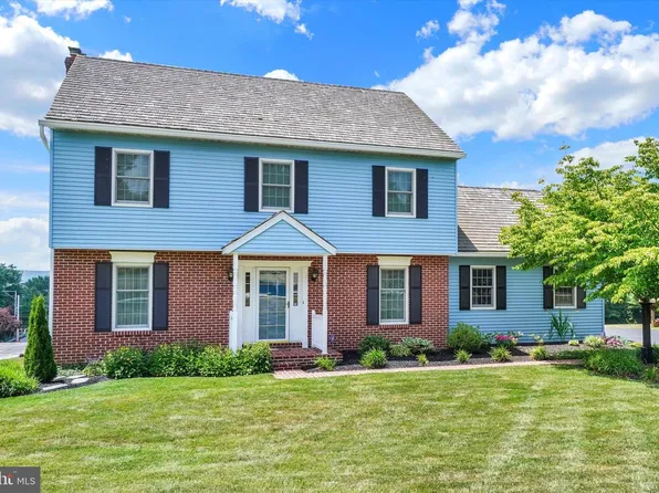 3 Country Manor Ln, New Freedom, PA 17349