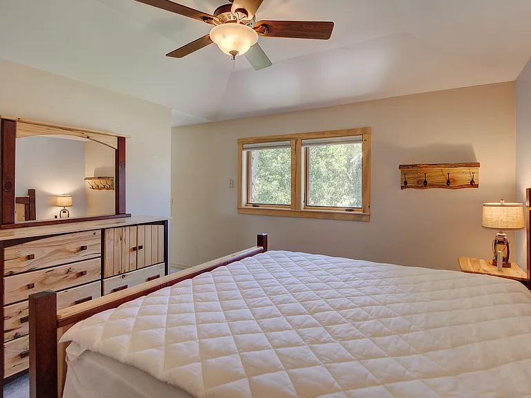Beautiful Amish made bedroom set