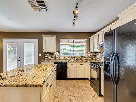 5th image of 20450 N 14th Ln