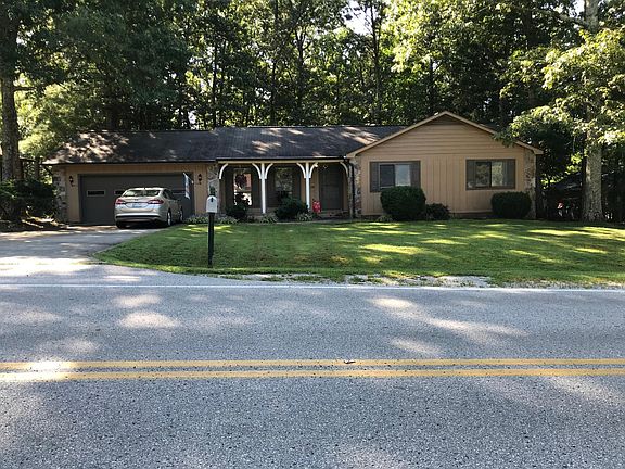 2nd image of 246 Lakeview Dr