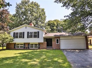 59 Hallock Rd, Rochester, NY 14624