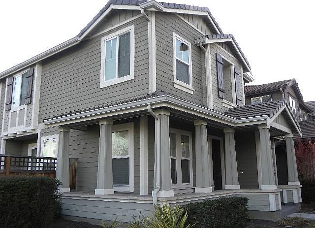 1st image of 685 S 22nd St