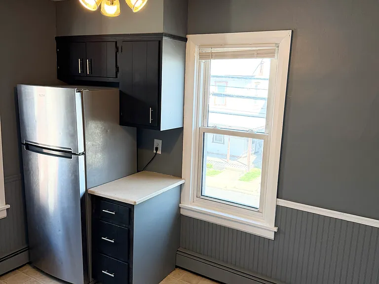 1212 E Philadelphia Ave #B — Photo 8