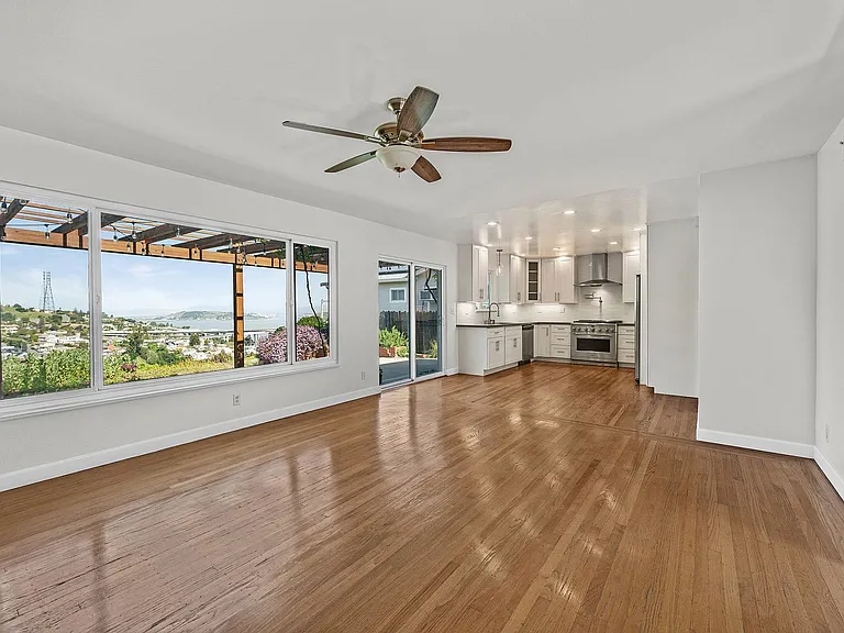 8 Stephens Ct — Photo 24