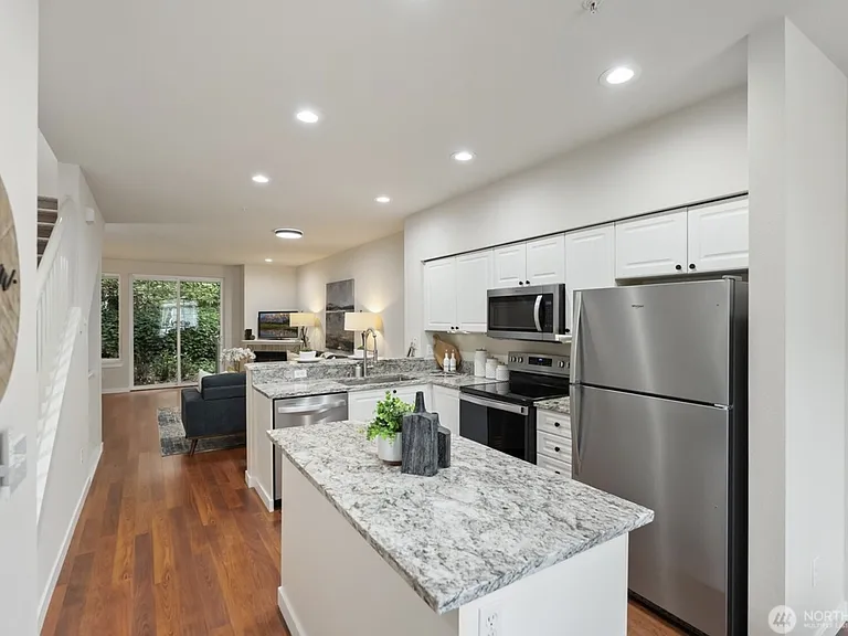 16125 Juanita Woodinville Way NE — Photo 11