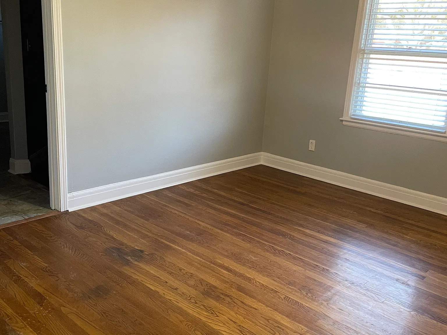 4 bed, 3.5 bath, 2047 sqft, $2,100 — Photo 3